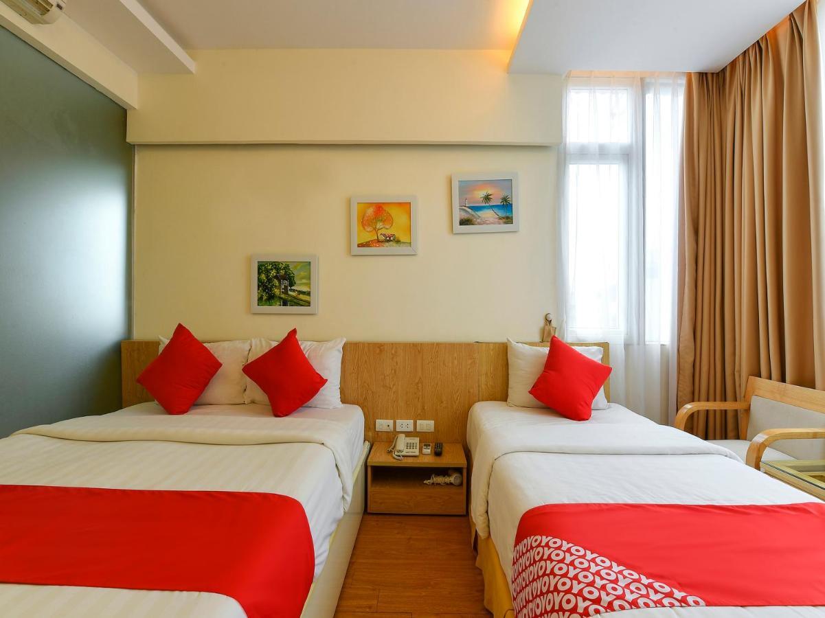 Oyo 210 Saki Hotel Hanoi Exterior photo