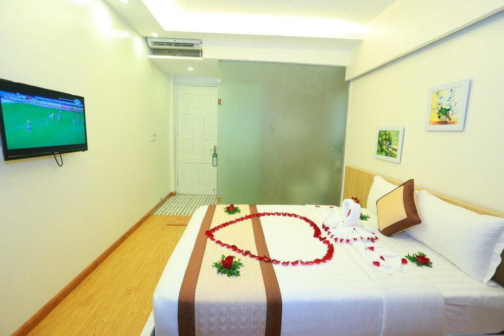 Oyo 210 Saki Hotel Hanoi Exterior photo