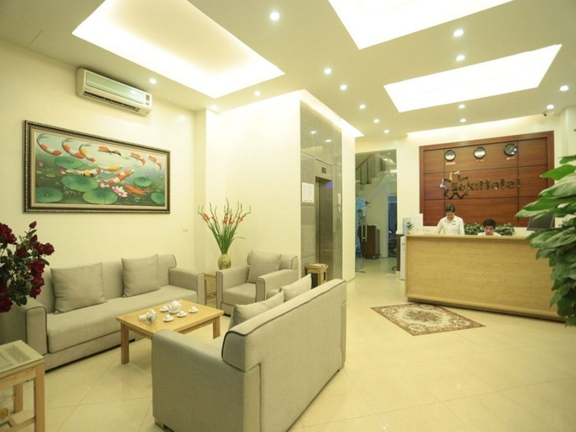 Oyo 210 Saki Hotel Hanoi Exterior photo